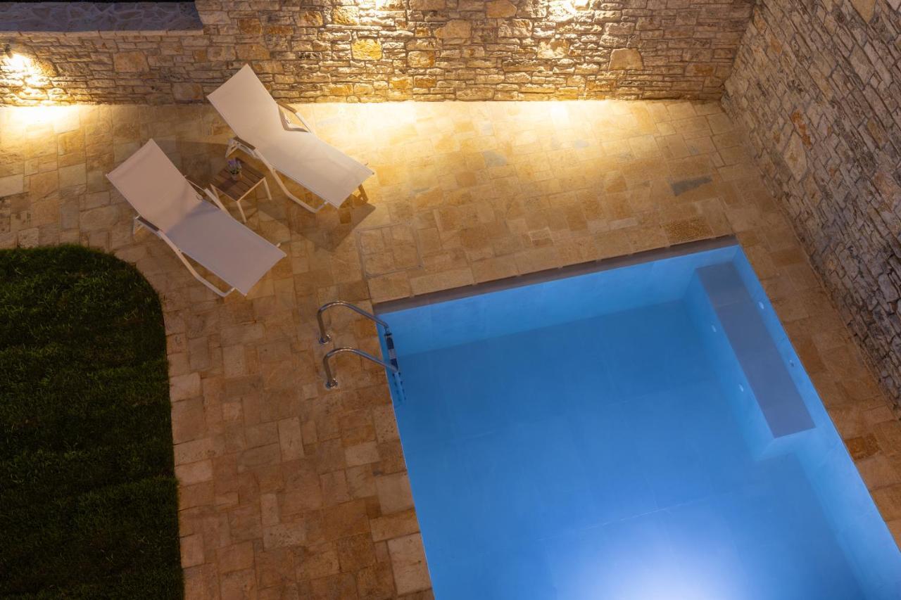 Onore Luxury Suites Kato Korakiana Екстер'єр фото